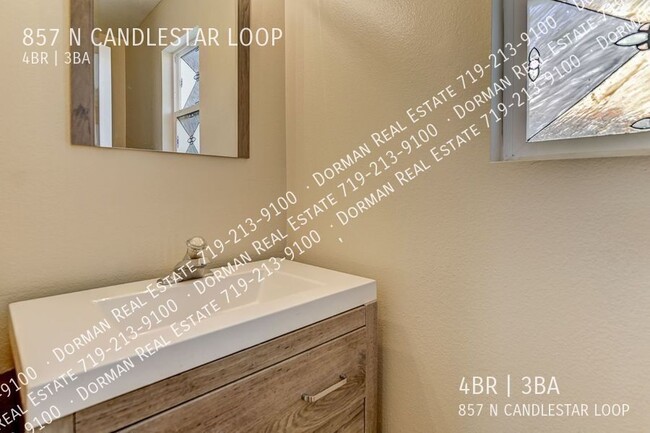 Building Photo - 857 Candlestar Loop N