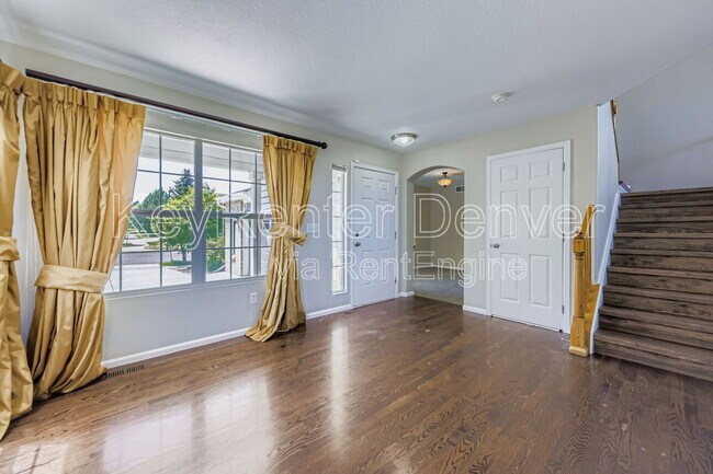 Building Photo - 2092 Tundra Cir
