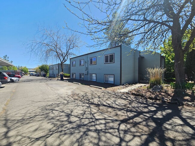 Building Photo - 2309 E 29th Ave