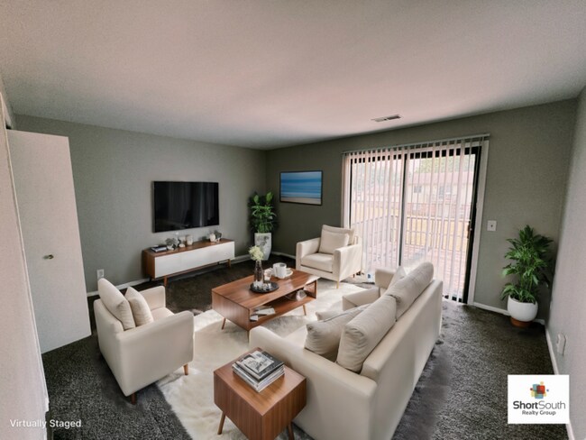 Building Photo - Updated 2 bed 1 bath apartment with covered detached garage