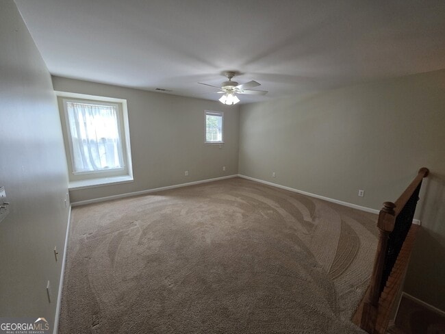 Building Photo - 46 Brookview Dr