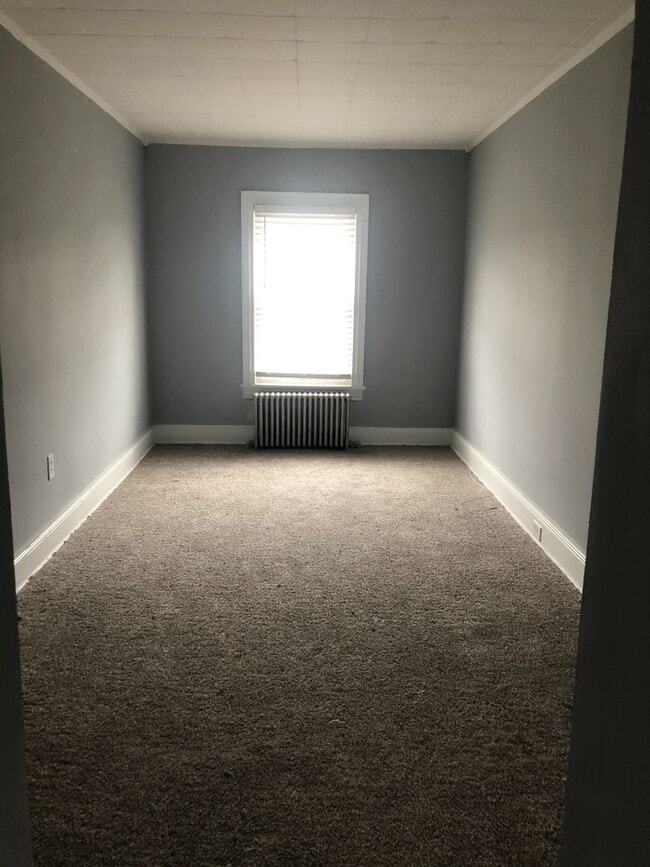 Building Photo - 249 Church St