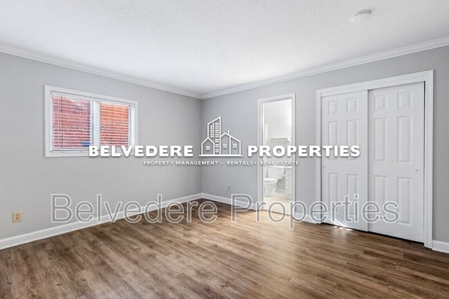 Building Photo - 102 Wafco Ln