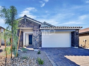 Building Photo - 513 Silverbell Fls Pl