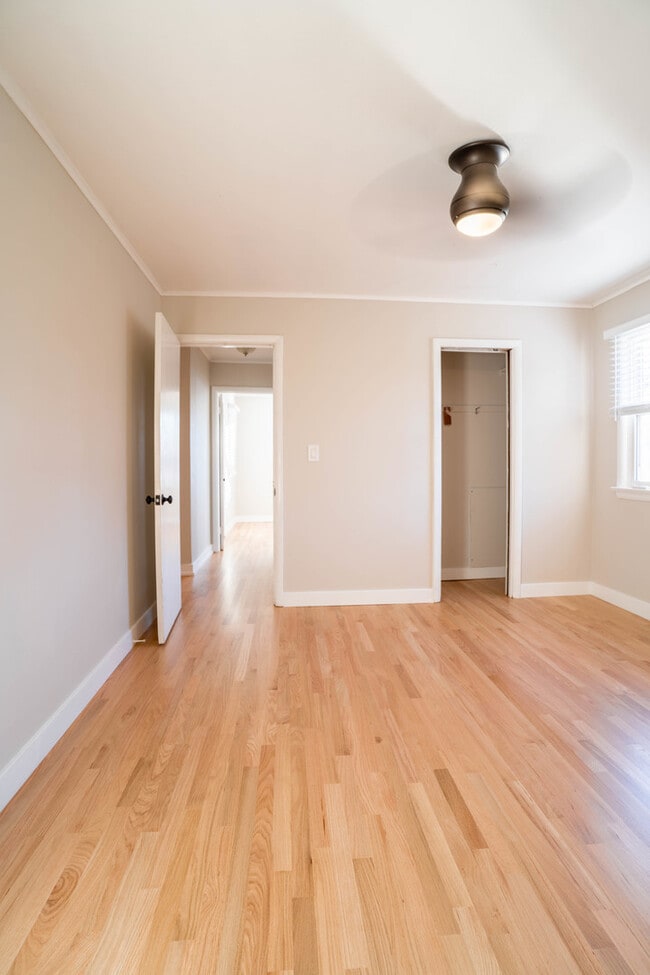 Building Photo - 1392 W 52nd Pl