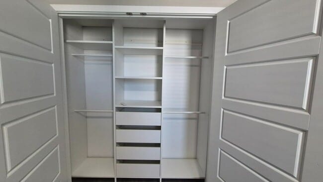 Building Photo - 4875 Lacewing Dr