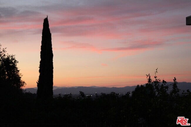 Building Photo - 11502 Dona Teresa Dr