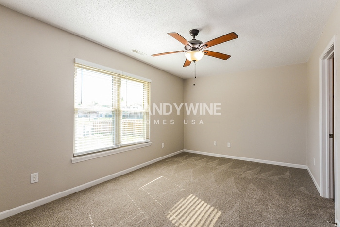 Building Photo - 118 Broadmoor Bend