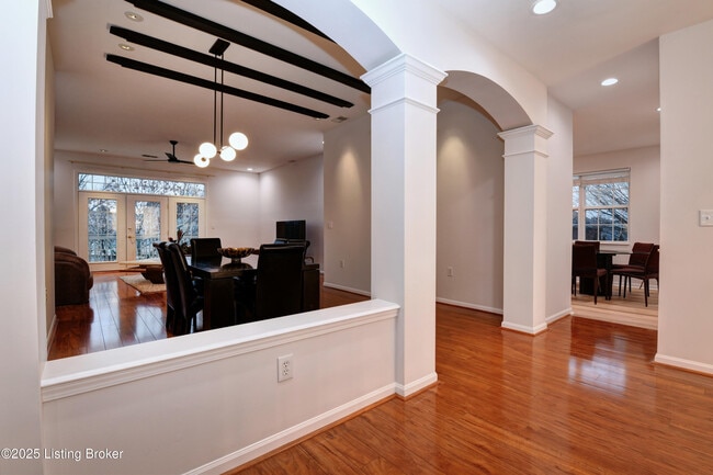 Building Photo - 5028 Ardossan Square