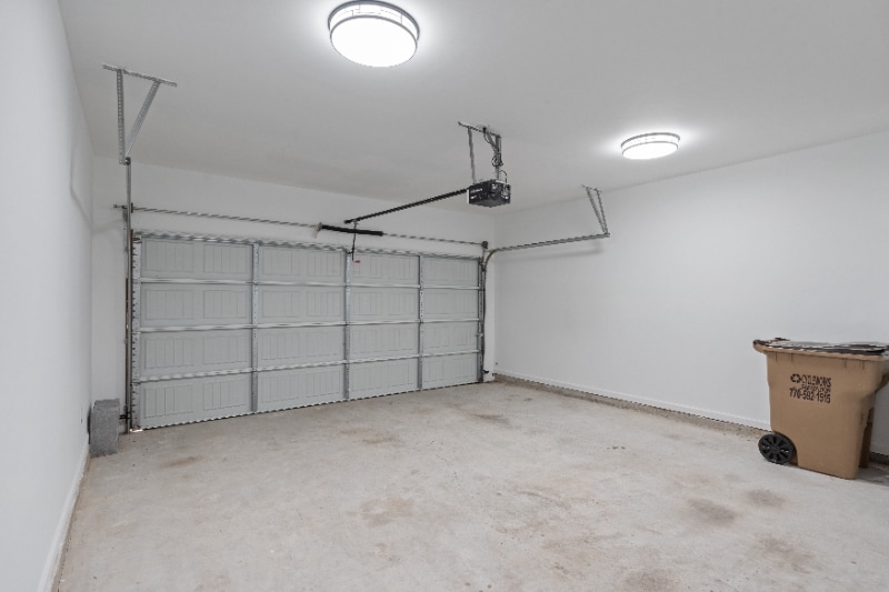 Building Photo - 145 Sunset Ln