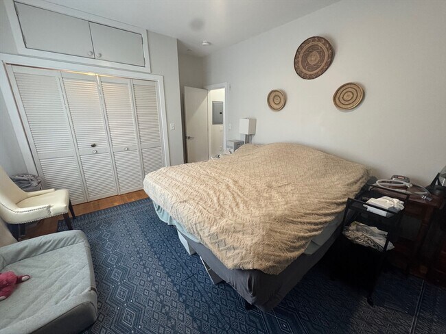 Building Photo - 9 Harding St