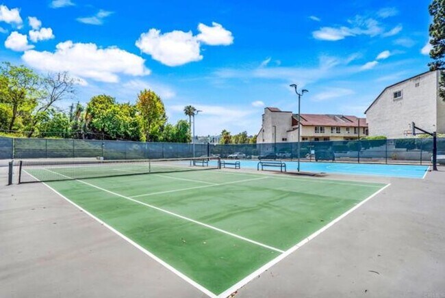 Building Photo - Beautiful 2 Bed/2 Bath Condo for Rent in Mission Verde!