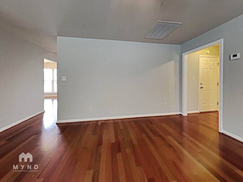 Building Photo - 3088 Rosewalk Dr