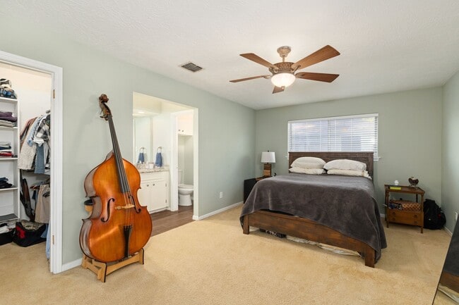 Building Photo - 9262 Friendship Rd