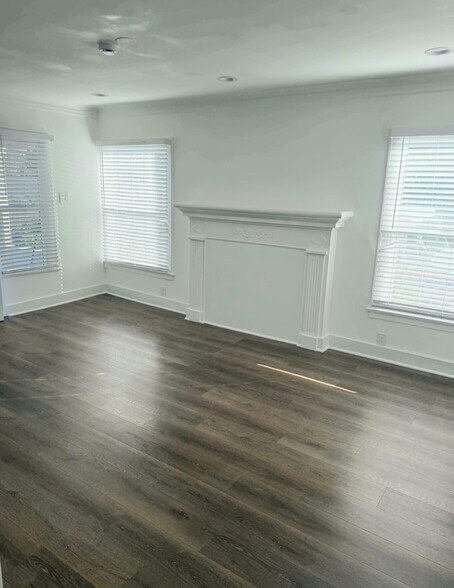 Building Photo - 2231 Ellendale Pl