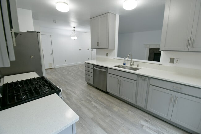 Building Photo - 2430 106th Dr SE