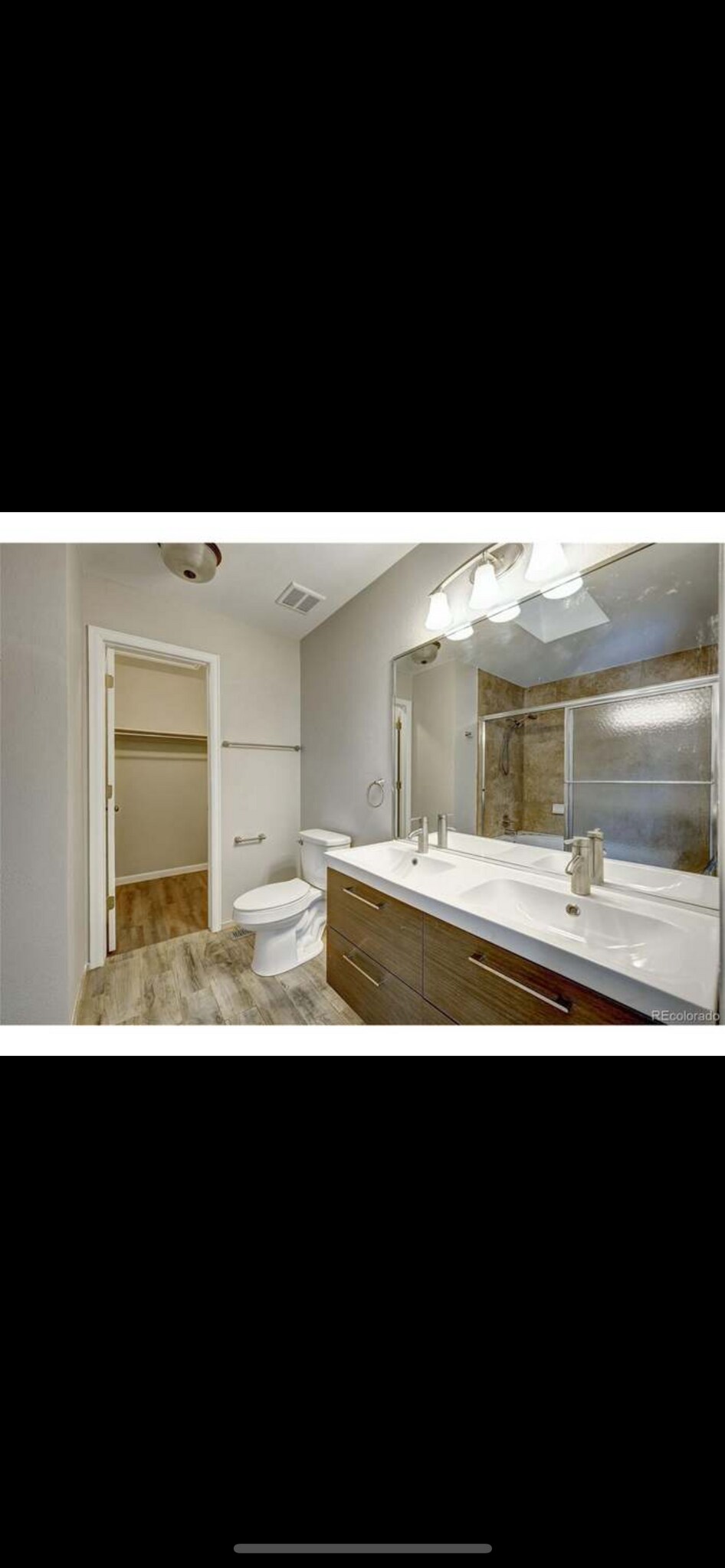 Building Photo - 3347 S Halifax Way