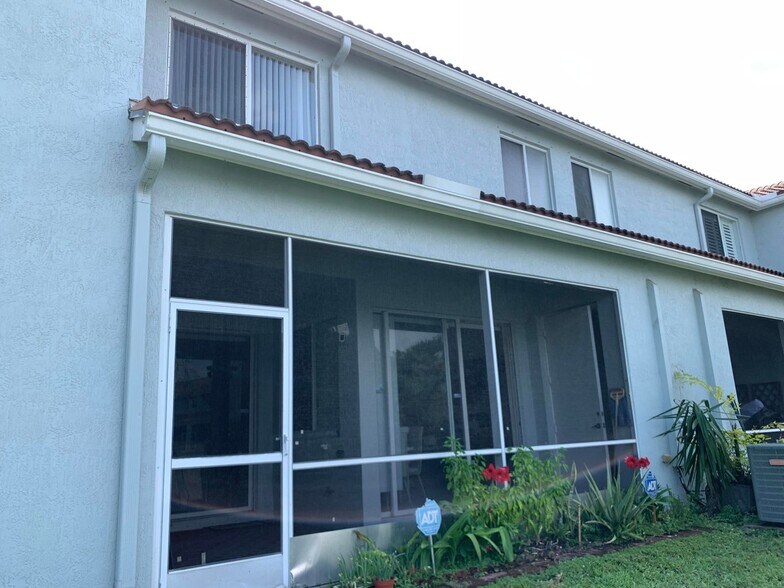 Building Photo - 2304 Center Stone Ln