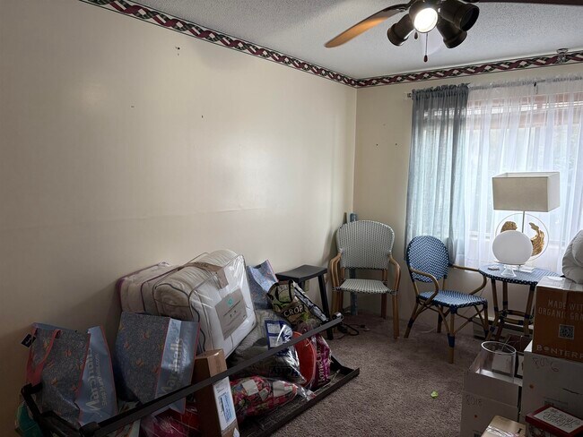 Building Photo - 467 High St