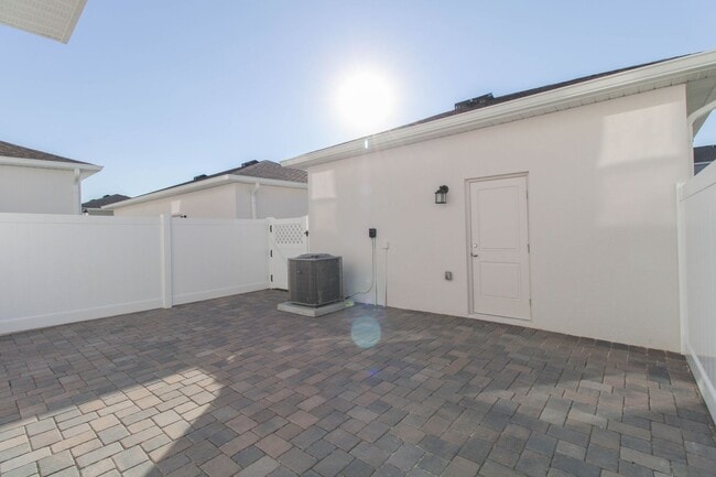 Building Photo - 2278 White Buffalo St