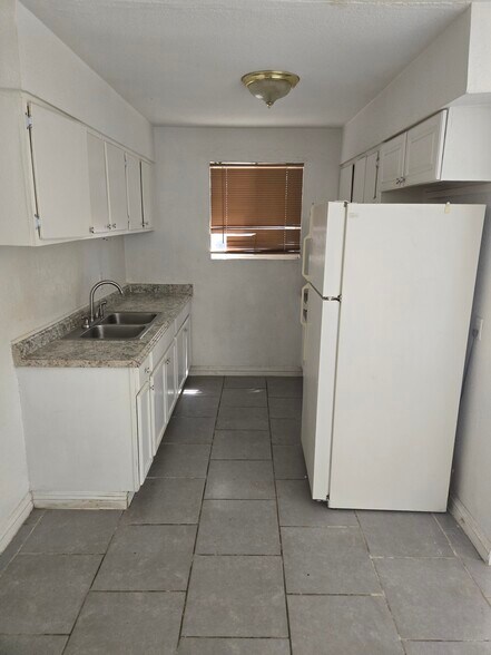 Building Photo - 1300 N 22nd St