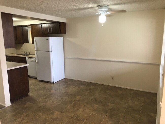 Building Photo - purvis02