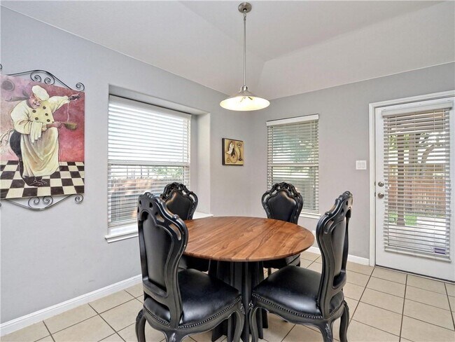 Building Photo - 11617 Harpster Bend