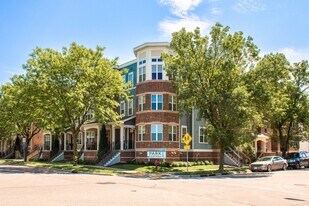 Building Photo - Park Central Apartments