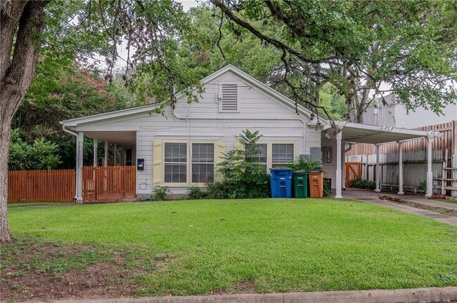 Primary Photo - 2404 Schulle Ave