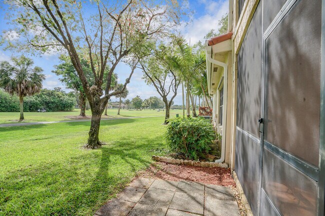 Building Photo - 401 SW 158th Terrace