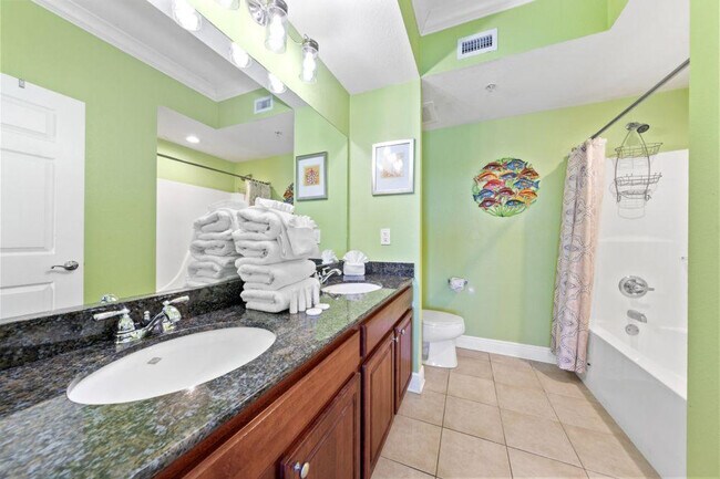 Building Photo - 1010 W Beach Blvd