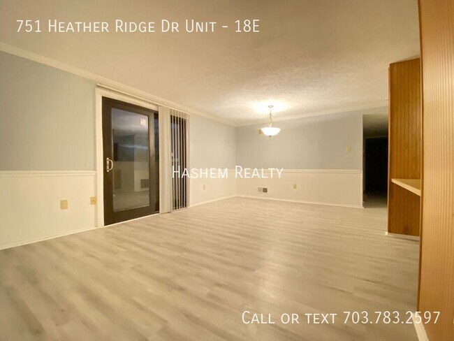 Building Photo - 751 Heather Ridge Dr