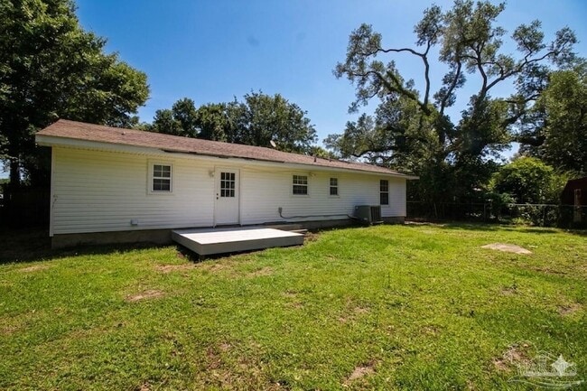 Building Photo - 6841 Melanie Dr