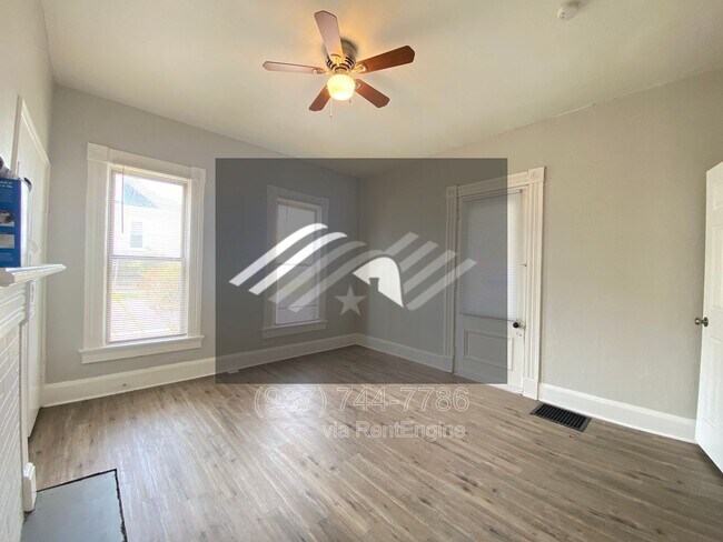 Building Photo - 323 Harrison St