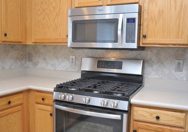Building Photo - Move-In Ready Home in Dove Mountain