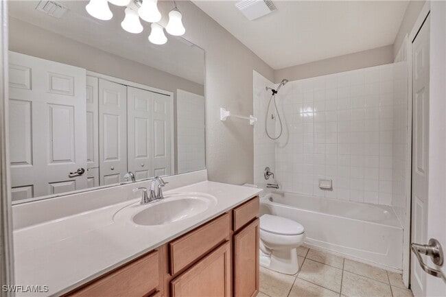 Building Photo - 9093 Gervais Cir