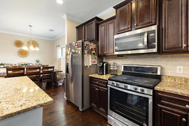 Building Photo - 575 Curlew Cir