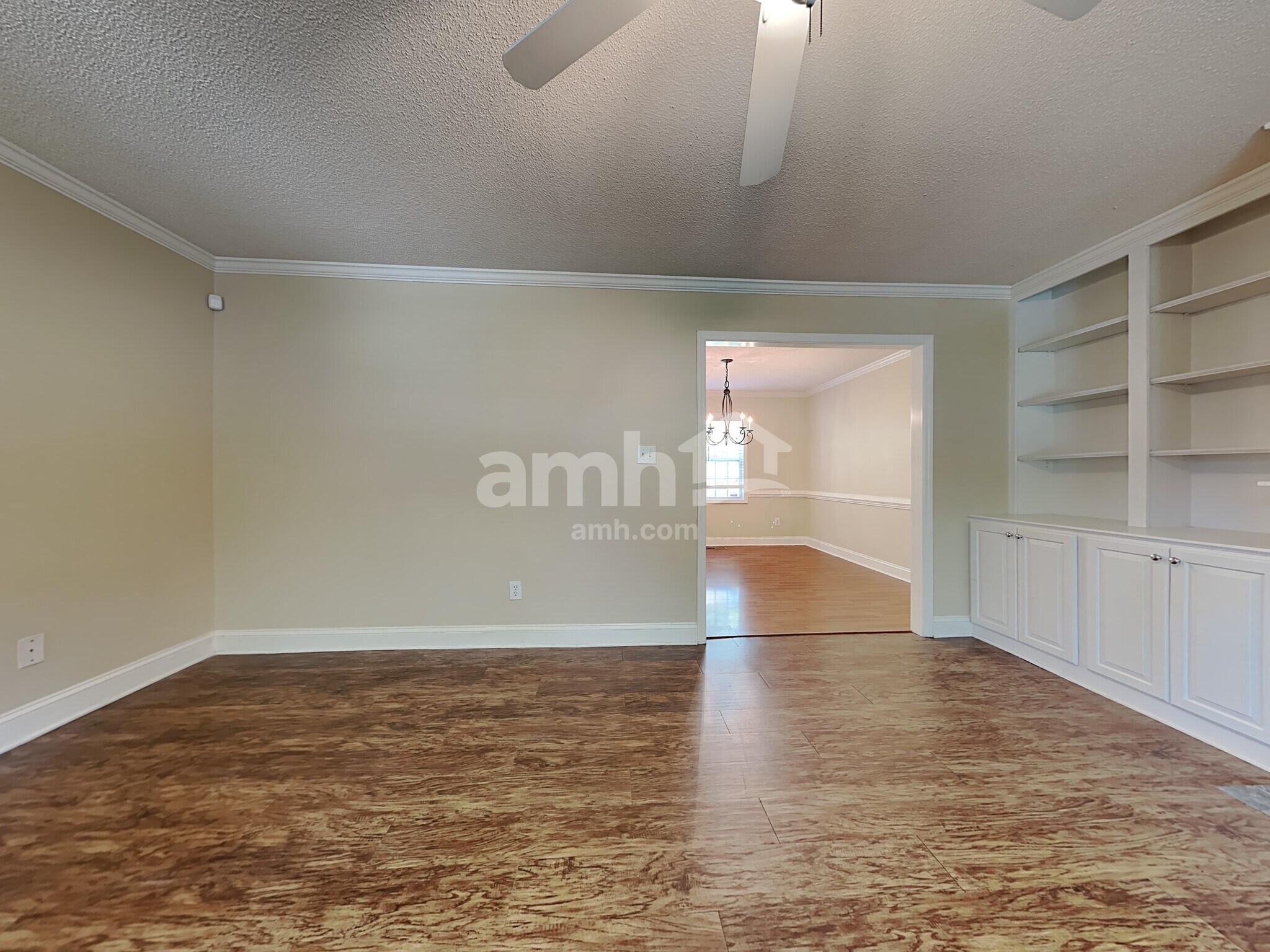 Building Photo - 6217 Highland Brook Dr