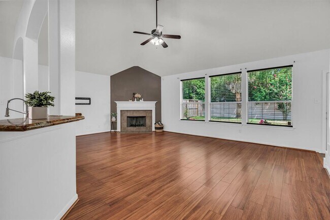 Building Photo - 7010 E Arbor Rose Ln