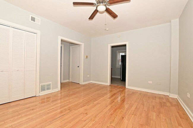 Interior Photo - 6100 Eberhart