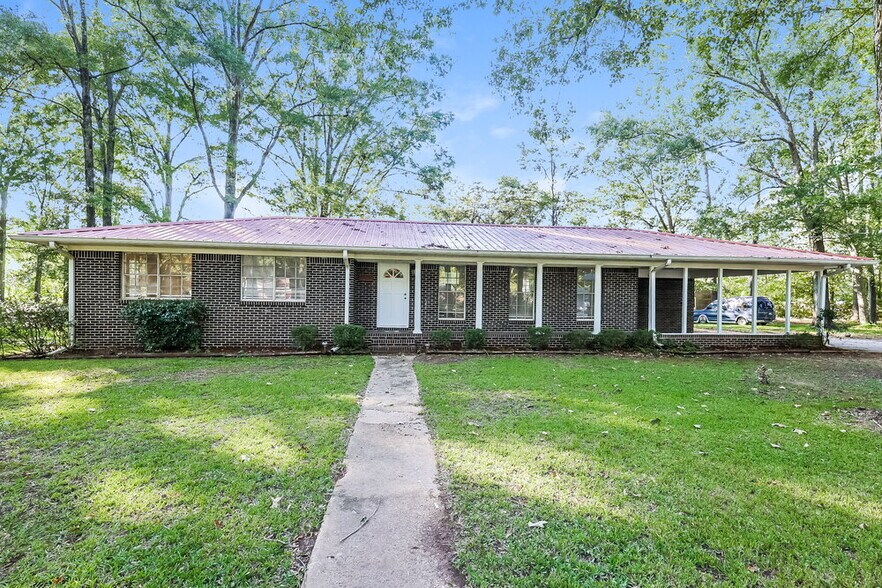 Primary Photo - 1316 Airport Ln SW