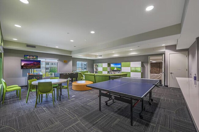 Building Photo - 5450 E Deer Valley Dr