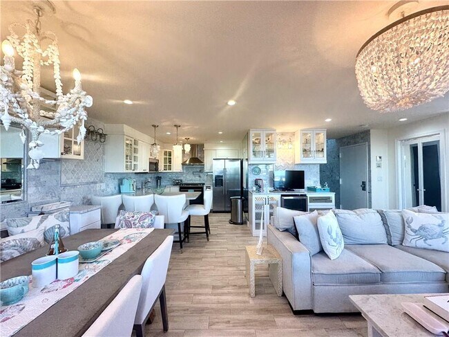 Building Photo - 312 America