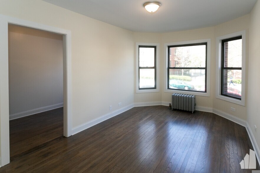 Building Photo - 2642 N Spaulding Ave