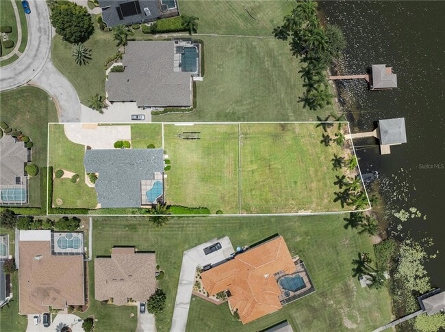Building Photo - 7358 Bent Grass Dr