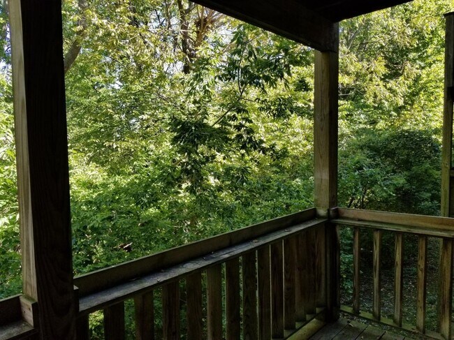 Interior Photo - Oak Creek Chateau Apartments