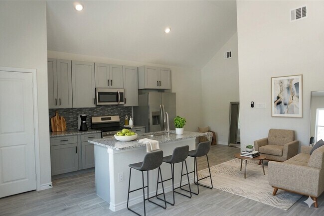 Building Photo - 9864 Arbor Oak