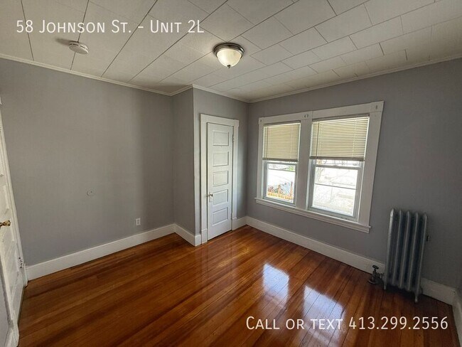 Building Photo - 58 Johnson St