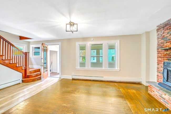 Building Photo - 55 Clifton Ave