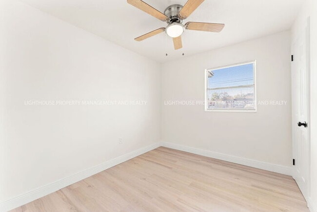 Building Photo - Newly Renovated 3 Bedroom Single-Family Home with Modern Finishes